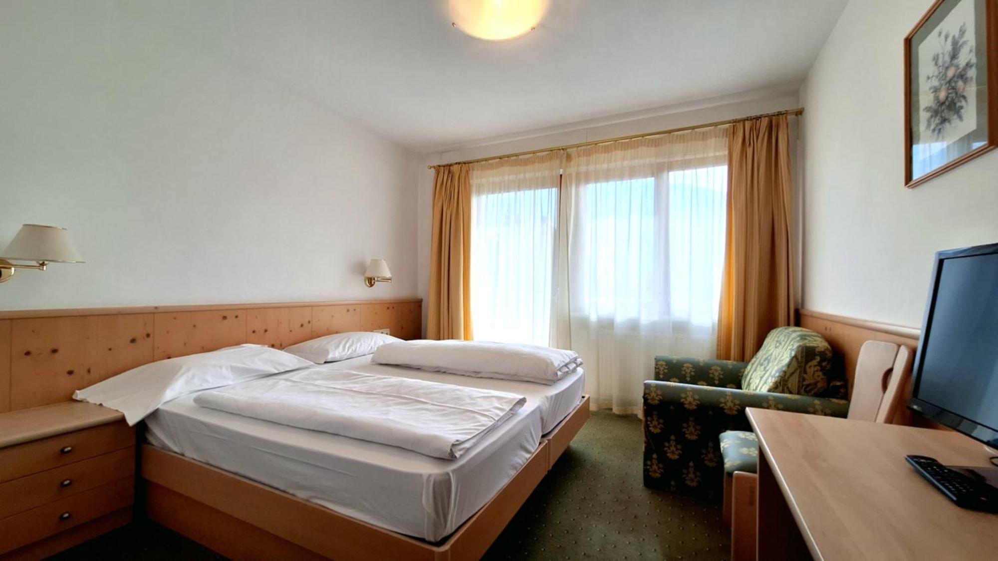 Hotel Hubertushof Vipiteno Bagian luar foto