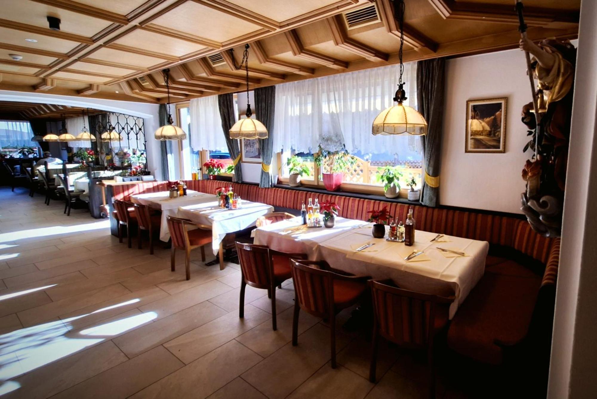 Hotel Hubertushof Vipiteno Bagian luar foto