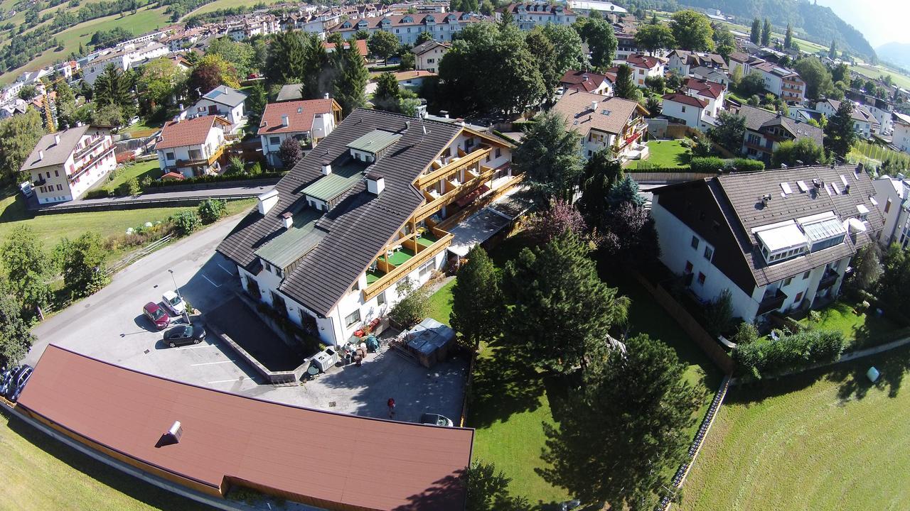 Hotel Hubertushof Vipiteno Bagian luar foto